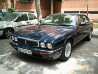 jaguar xj8 3.2 ejecutive  4200 e 